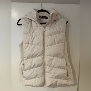 Zara Women’s Puffer Vest XL